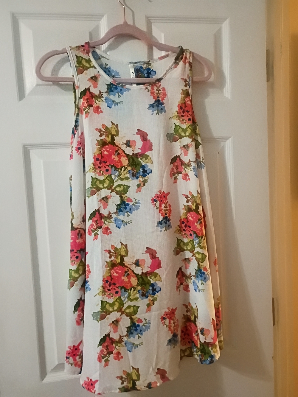 Floral Sleeveless Midi Dress - White with Pink & Blue Flowers
